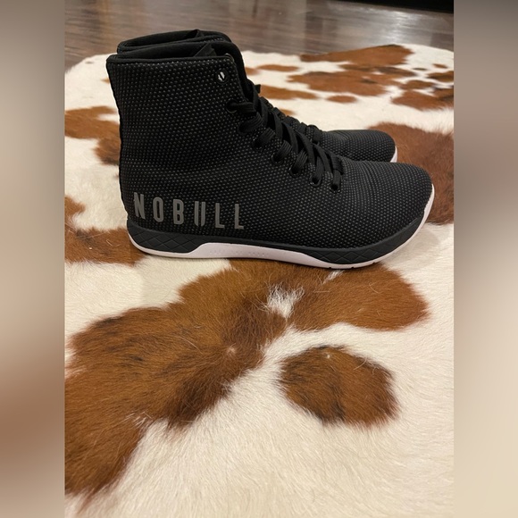 SOLD!!!! No Bull training shoes - Picture 3 of 6